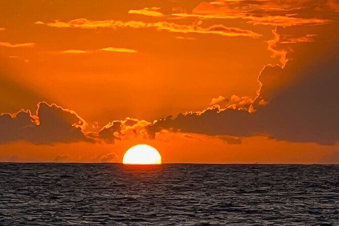 Waikiki Sunset Cruise with Boat Stabilizer - The Experience in Detail: What to Expect