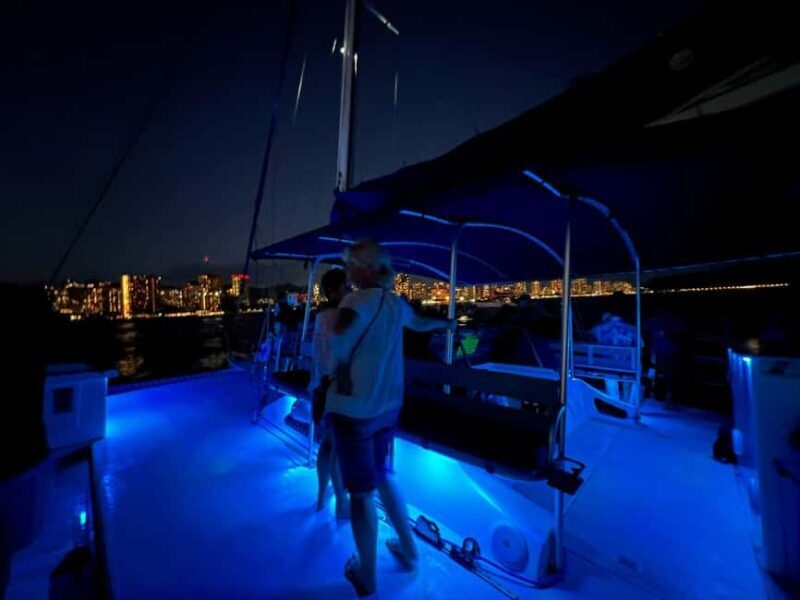 Waikiki: Sunset Swim & Sailing Experience - Who Will Love It?