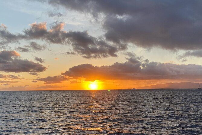 Waikiki to Diamondhead: Sunset BYOB Cruise - What’s Included and What’s Not