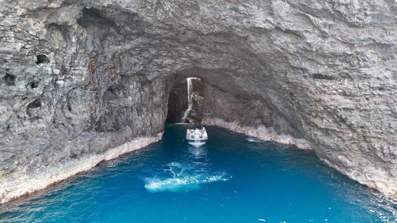 Waimea: N Pali Coast Zodiac Raft Sea Caves + Snorkel - Encountering Marine Wildlife