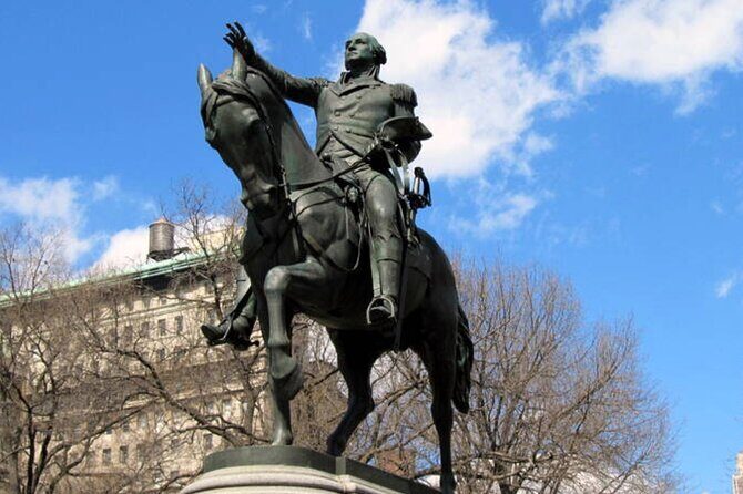 Walk 3 NYC Squares: Gramercy Park, Madison and Union Squares - Key Points