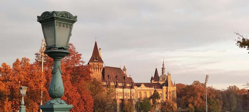 Walk along the Champs-Élysées in Budapest - The Sum Up