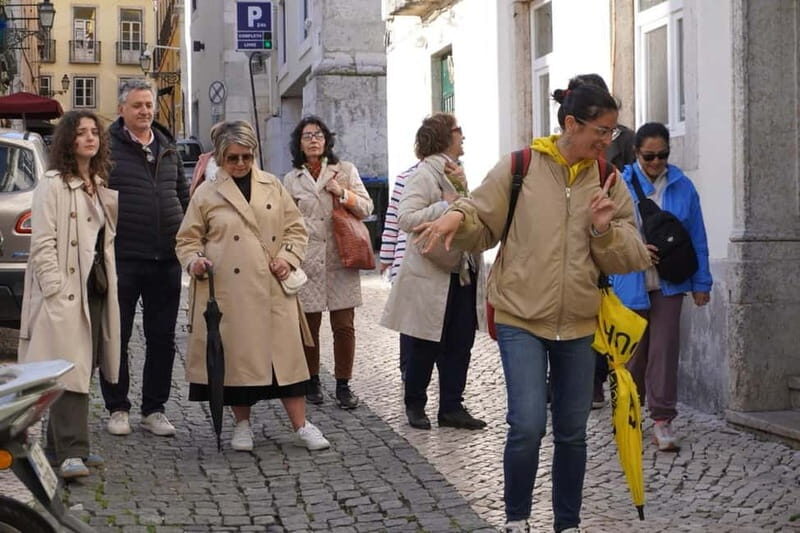 Walk Lisbon Like a Local: Bairro Alto & Downtown Experience - Exploring Lisbon’s Neighborhoods: A Deep Dive