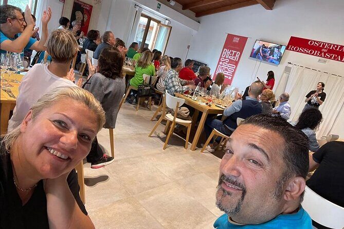 Walk through Spoletos historic center & lunch with Chef Stefano - Visiting a Local Food Shop: Fresh Ingredients and Support for Local Producers