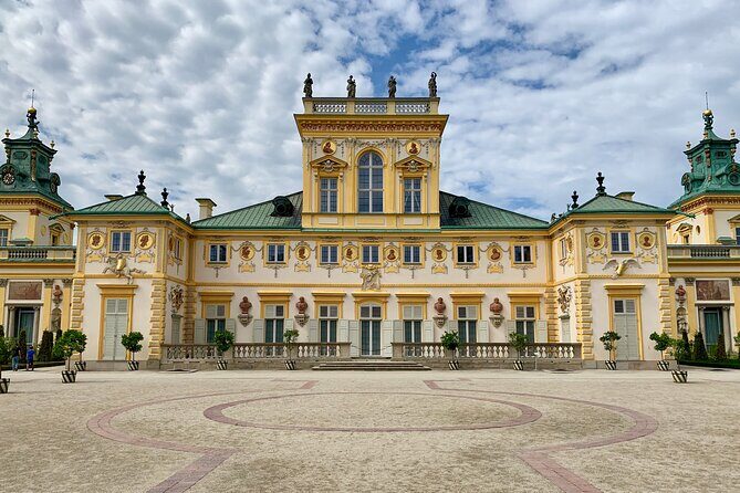 Walking Audio Tour of Wilanów Palace Grounds - Who Should Consider This Tour?