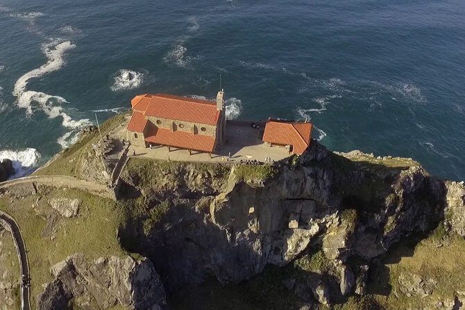 Walking Route San Juan De Gaztelugatze, Bermeo & Gernika - Gernika: Heart of Basque Identity