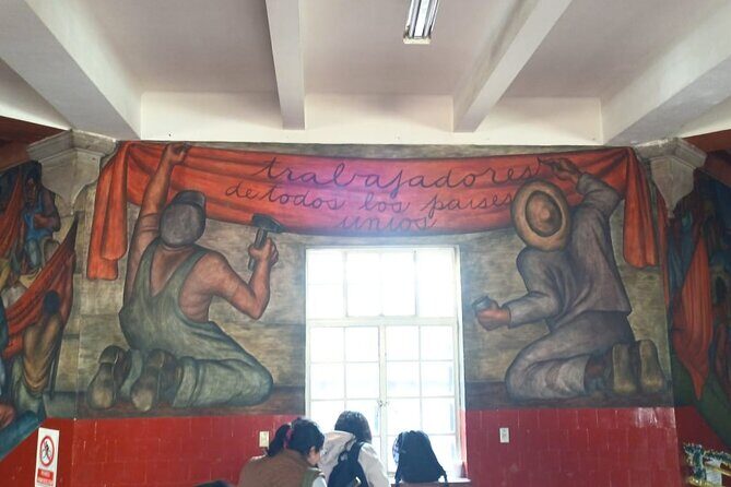 walking tour CDMX Behind the iconic - Key Points