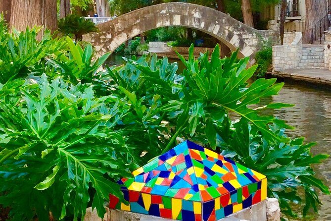 Walking Tour exploring the Art along the San Antonio Riverwalk - FAQ