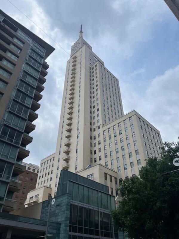 Walking tour, Historic Downtown Dallas at night; Stories and legends - What You Can Expect from the Dallas Ghost and Legend Night Tour