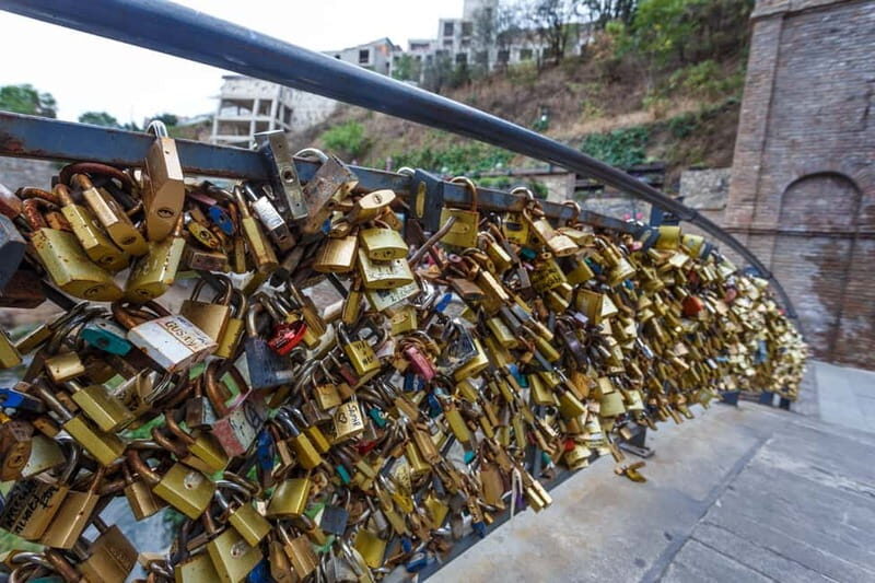 Walking Tour in Old Tbilisi - Group Tour - FAQs