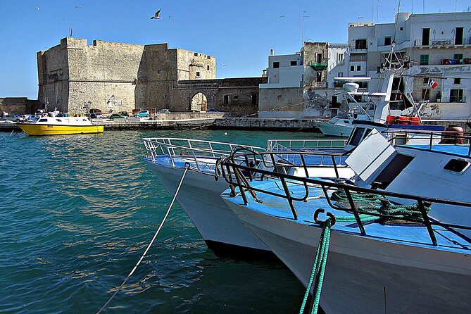 Walking tour in the wonderful Monopoli: Nice cosy Italian old town - What to Expect During the Tour