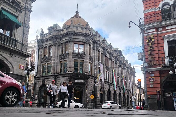Walking tour of legends and Poblano cuisine - The Chapel of the Rosary and Baroque Art
