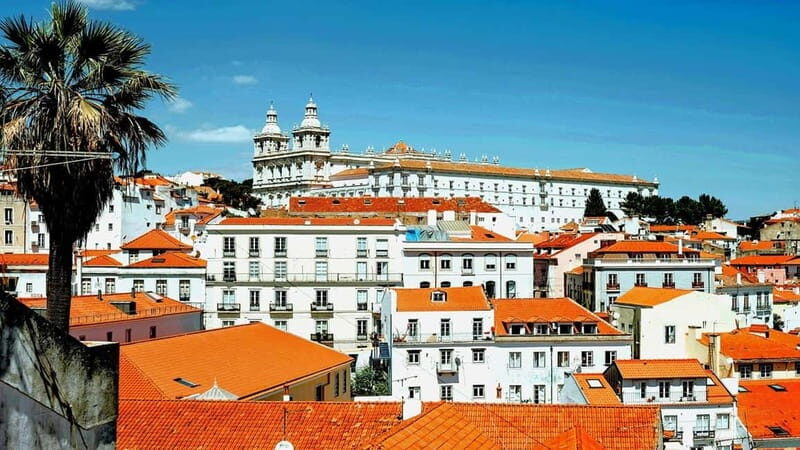 Walking tour of Lisbon: Journey through Portuguese heritage - Exploring Chiado