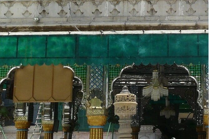 Walking Tour Of Mehrauli With Lunch - Delhi - Key Points