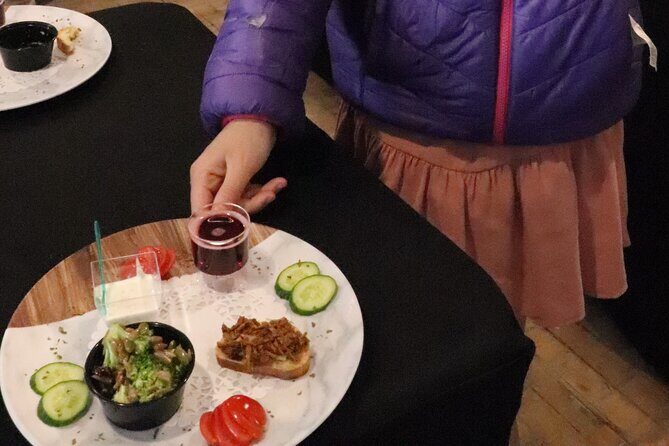 Walking tour of Old Lévis, Quebec with tasting - What Reviewers Say