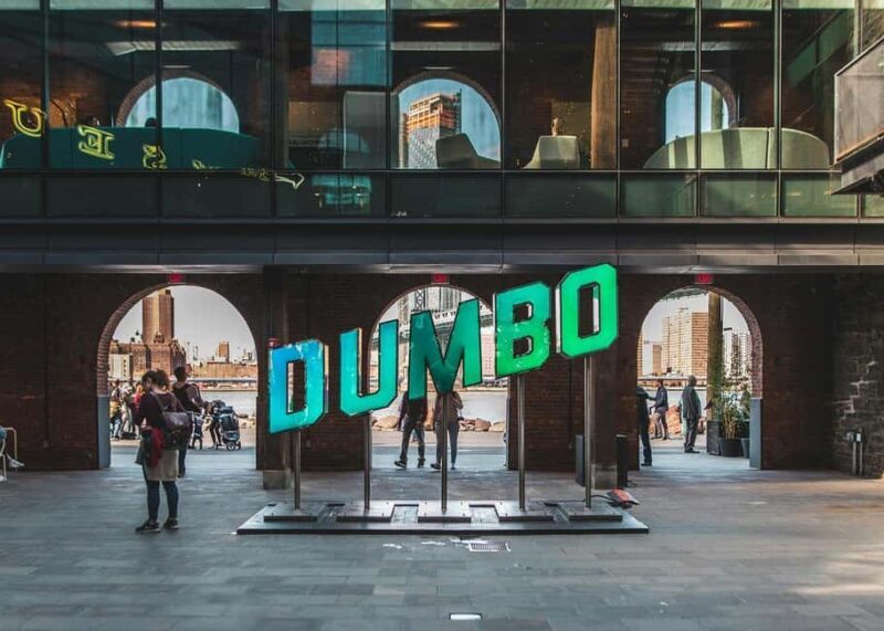 Walking tour of the Brooklyn Bridge and Dumbo - A Detailed Look at the Tour Experience