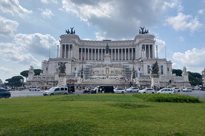 Walking tour of the main squares and fountains of Rome - Exploring Rome’s Main Squares and Fountains: A Detailed Review