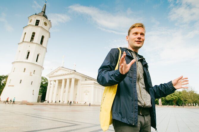 Walking Tour of Vilnius Old Town with snacks - The Value of the Tour: What Travelers Say