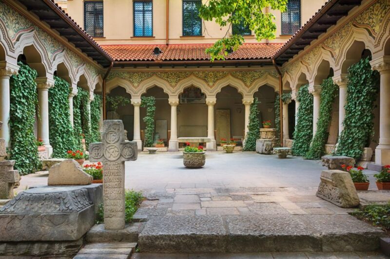 Walking Tour Old Town Bucharest - A Comprehensive Look at the Walking Tour Old Town Bucharest