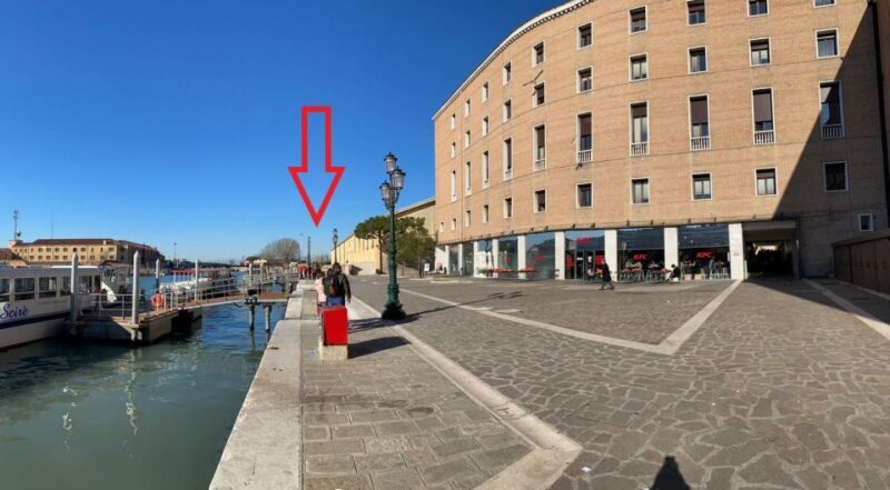 Walking Tour with optional motor boat Ride - Key Points