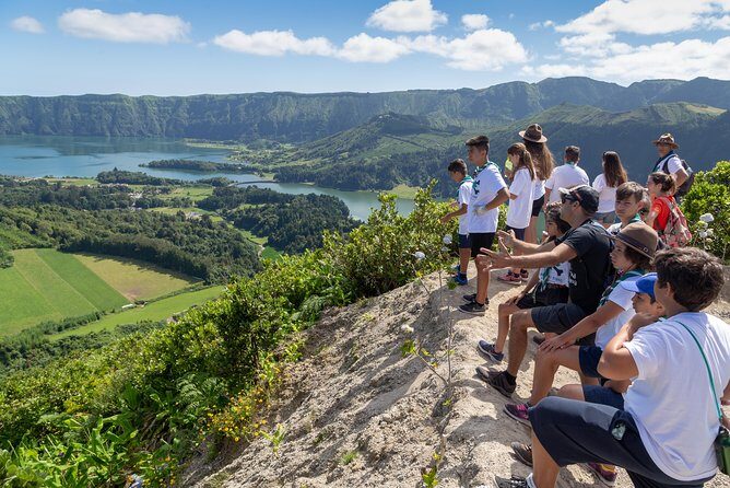 Walking trail, Tasting session and Kayaking - Key Points