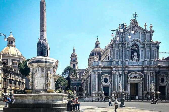 WalkingTour CATANIA - discovering the city of lava with a licensed guide - Key Points