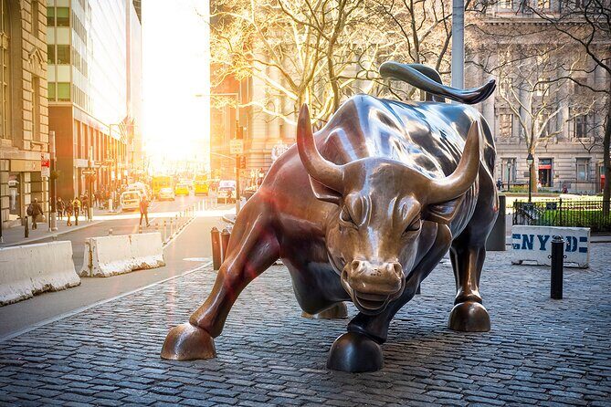 Wall Street and Lower Manhattan, New York History Walking Tour - A Walk Through the Heart of New York’s Financial and Colonial Roots