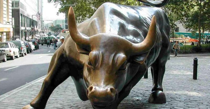 Wall Street Insider Tour with a Finance Professional - Authentic Experiences Shaped by Real People
