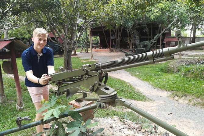 War Museum, Killing Field and Floating village (Kampong Kleang) - Key Points