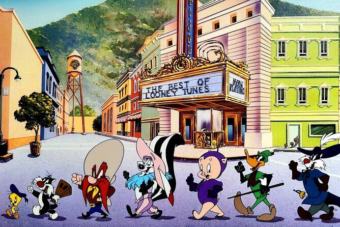 Warner Brothers Studio VIP Tour and Hollywood Highlights - Who Is This Tour Best For?