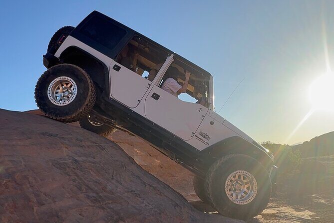 Warner Valley Dinosaur Track Site 4x4 Tour - FAQs