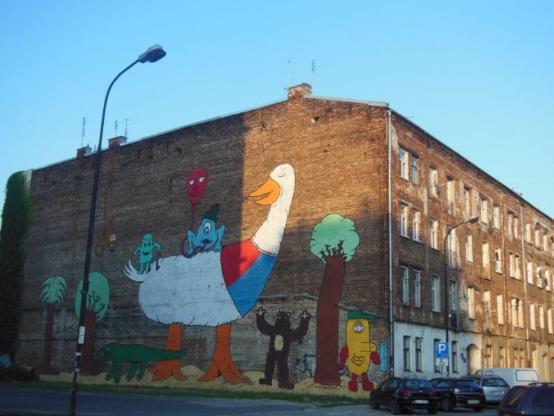 Warsaw: 2-Hour Praga Walking Tour - A Deep Dive into the Praga Experience