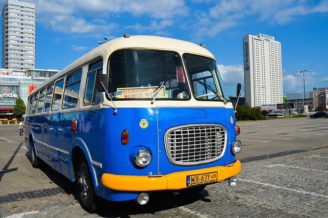 Warsaw City Sightseeing in a Retro Bus for Groups - The Authenticity and Value of This Tour