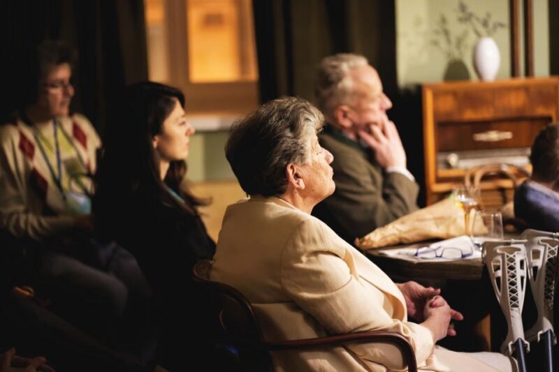 Warsaw Concert: Chopin Painted by Candlelights with Wine - The Venue: A Step into 19th-Century Warsaw