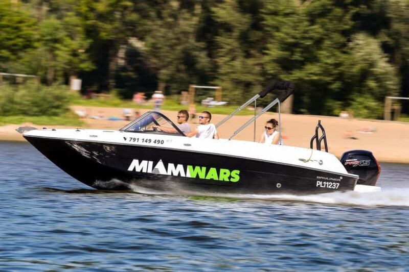 Warsaw: Cruise the Vistula w/ 80s Music, Retro Vibes & Views - The Experience: What You Can Expect