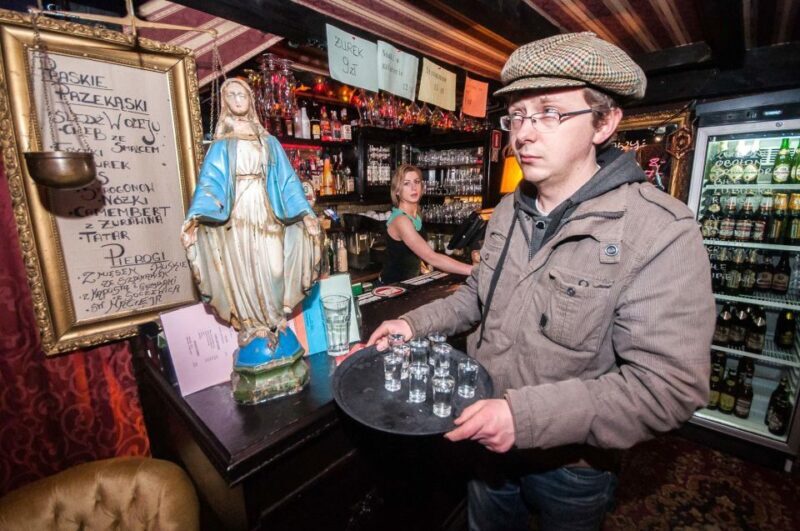 Warsaw: Evening History and Pubs Tour by Retro Minibus - Key Points