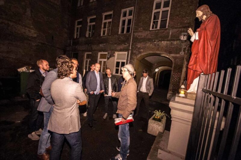 Warsaw: Evening History and Pubs Tour by Retro Minibus - An In-Depth Look at the Tour