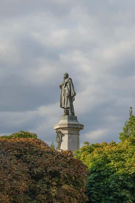 Warsaw: Guided Walking Tour with a Private Chopin Concert - FAQ