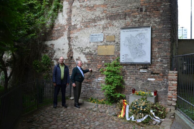 Warsaw: Historic Private Tour in Retro Fiat - Frequently Asked Questions