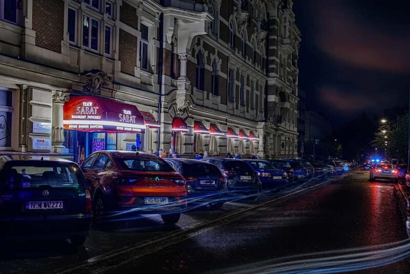 Warsaw: Live Show and Dinner for Two with Champagne - Why This Experience Is Worth Considering