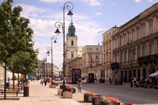 Warsaw Old Town with Royal Castle + Wilanów Palace: PRIVATE TOUR /inc. Pick-up/ - FAQs