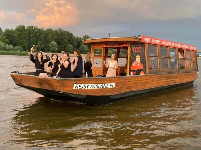 Warsaw: Private Cruise on the Vistula River - Key Points
