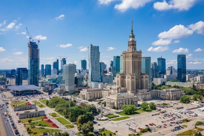Warsaw : Private Walking Tour With A Guide ( Private Tour ) - Why a Private Guided Tour of Warsaw Is a Smart Choice