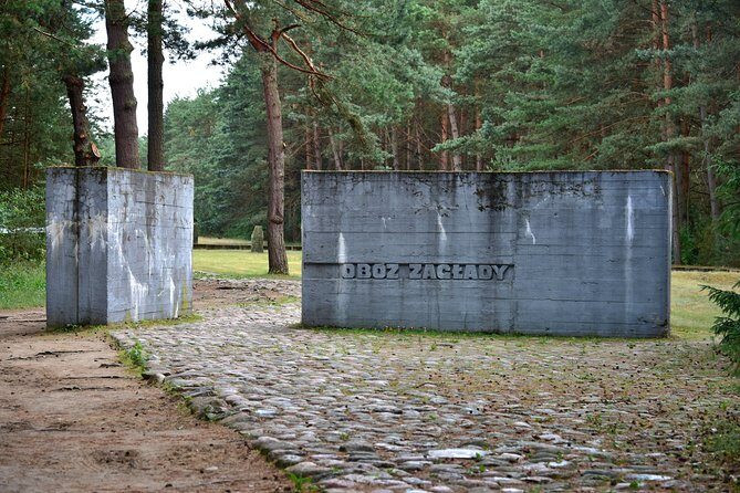 Warsaw to Treblinka Extermination Camp Private Trip by Car - FAQ