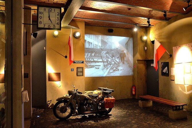 Warsaw Uprising Museum (1944) : SMALL GROUP /inc. Pick-up/ - FAQs