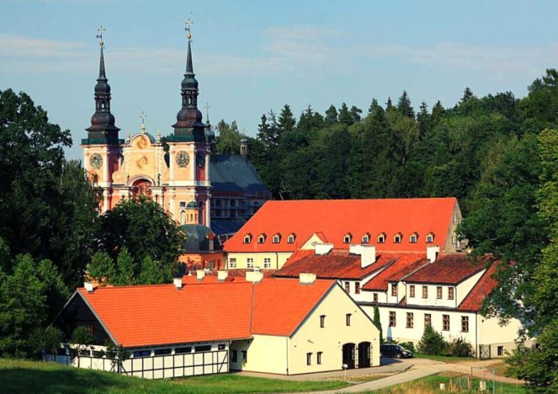 Warsaw: Wolf's Lair & Swieta Lipka Small-Group Tour + Lunch - Frequently Asked Questions