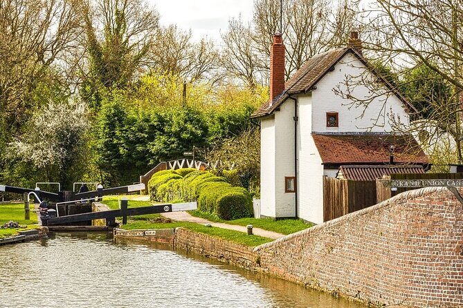 Warwickshire & Stratford-Upon-Avon Self-Guided Audio Tours - FAQ