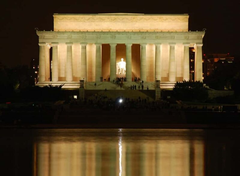 Washington D.C.: Private Night Tour for up to 10 Guests - The Sum Up