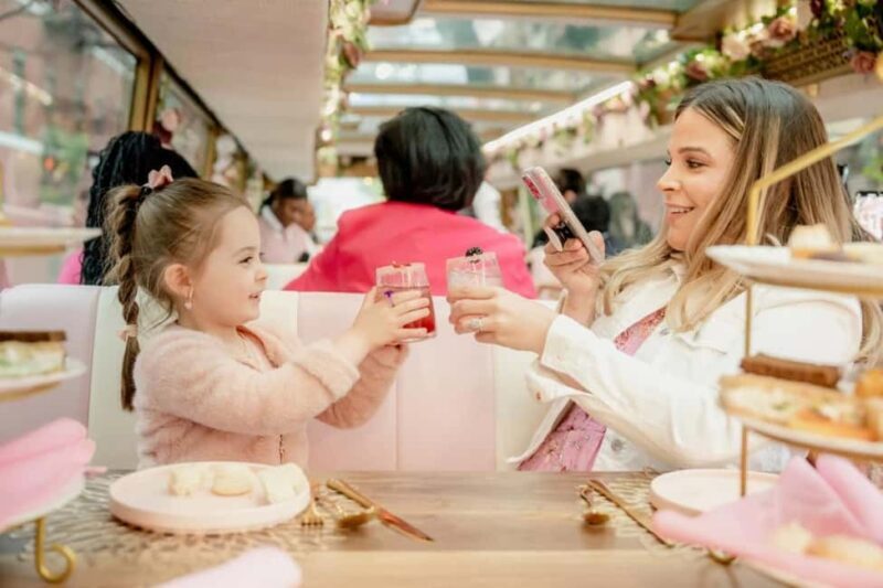 Washington, D.C.: Tea Around Town Bus Tour with Landmarks - FAQ