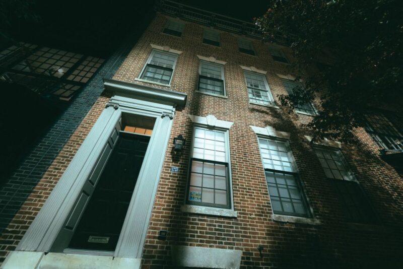 Washington, DC: Ghosts and Spirits Haunted Walking Tour - Exploring the Haunted Side of Washington, DC: The Ghosts and Spirits Walking Tour